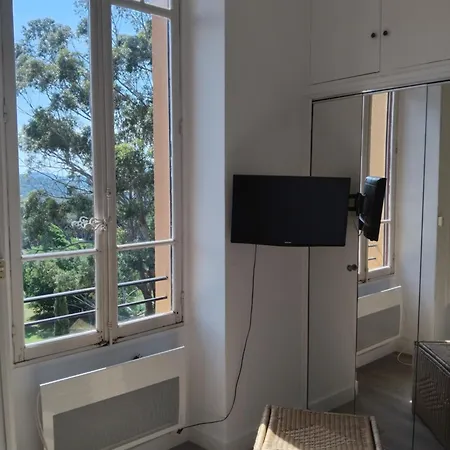 Bel Pour 6 Personnes Avec Vue Sur Le Golfe De St Tropez Apartmán
